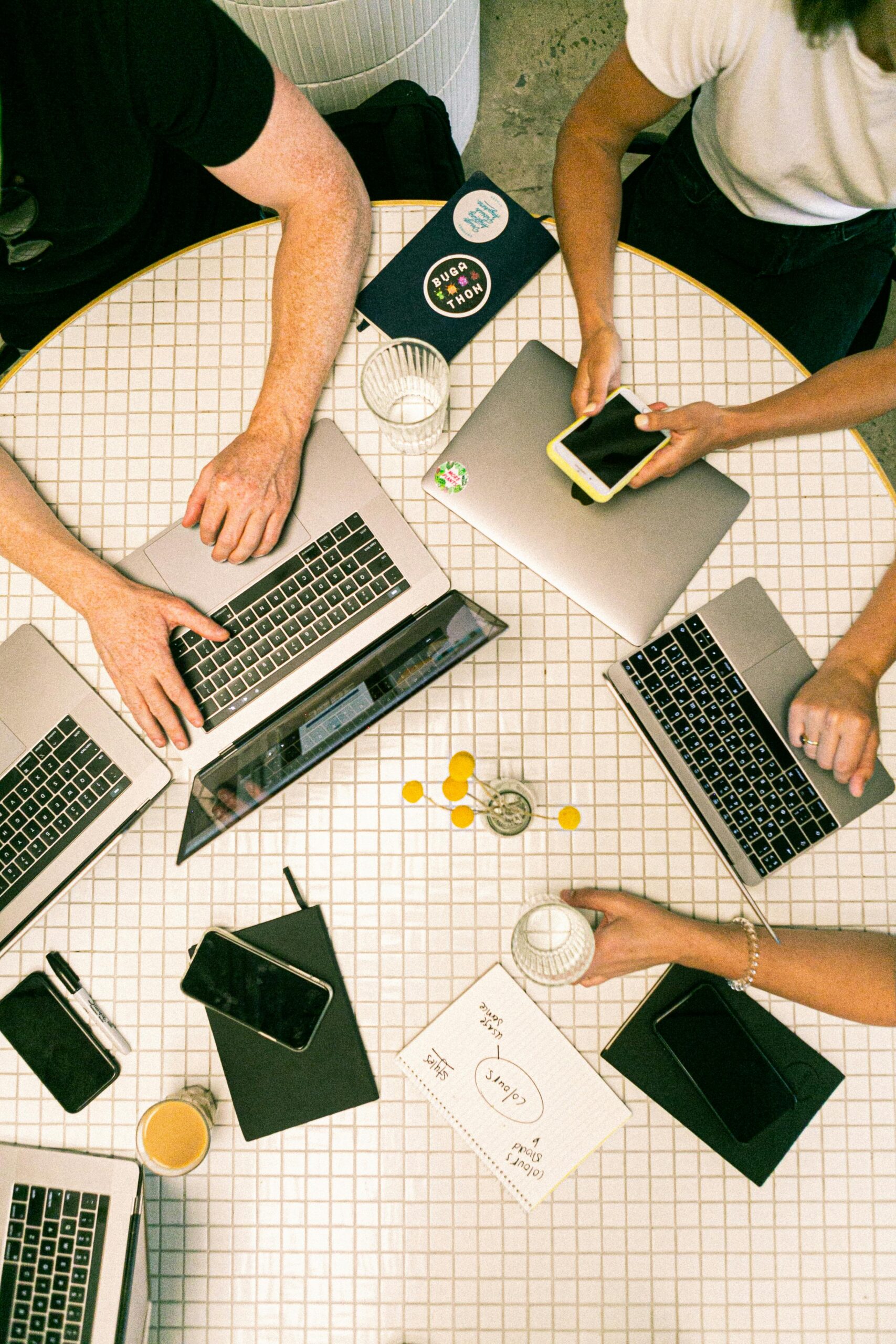 Affiliate marketers Using Laptop